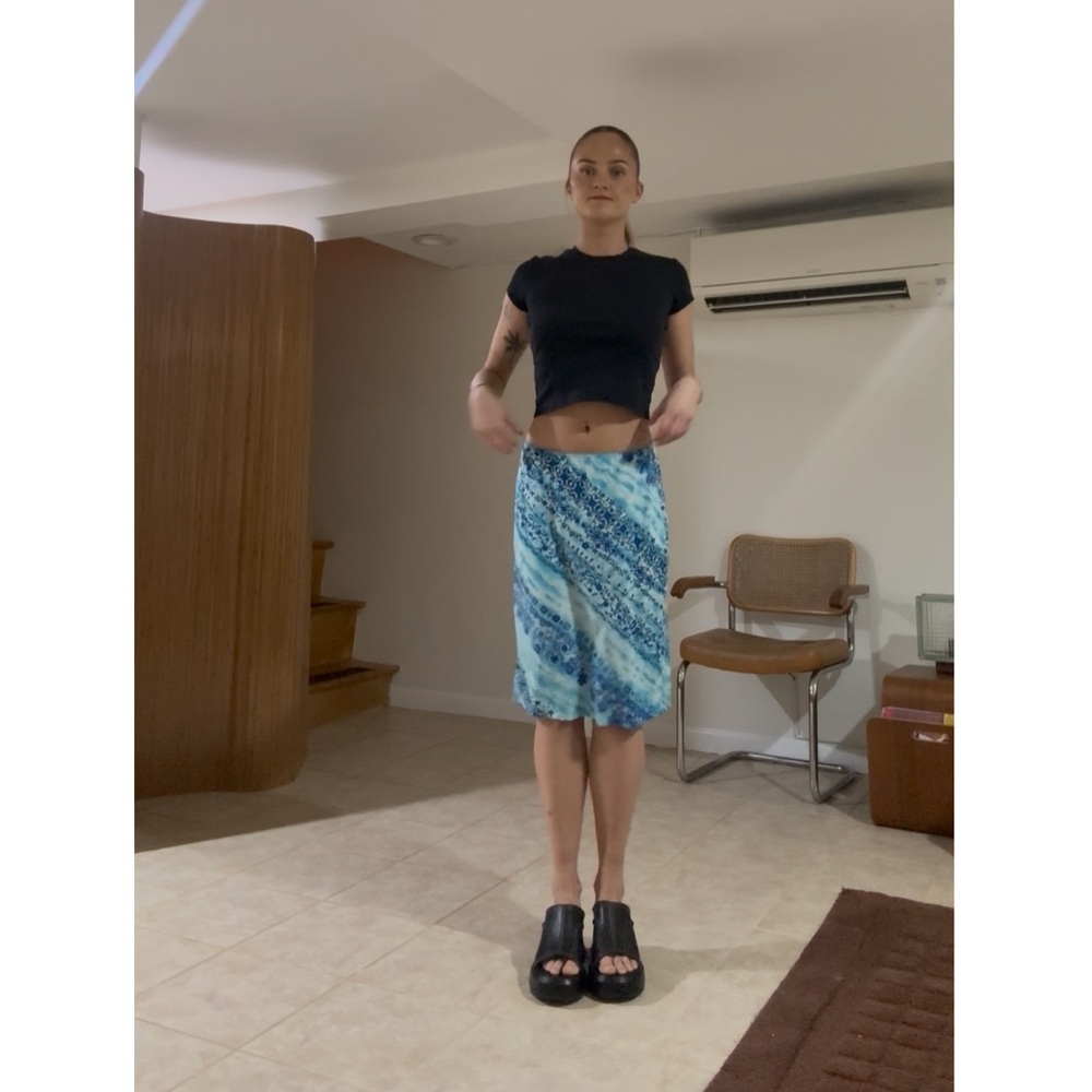 Elegant Aqua Women's Midi Skirt